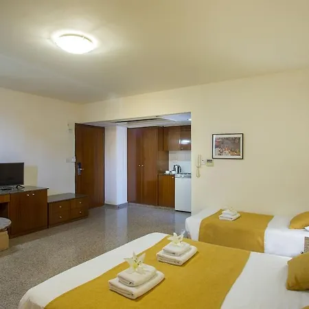 Szálloda Kapetanios Limassol